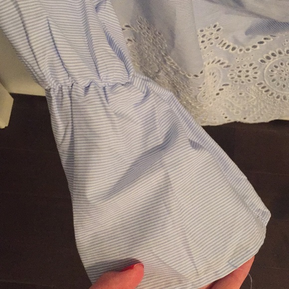 Eyelet Seersucker Off Shoulder Blouse BRAND NEW - Picture 4 of 6